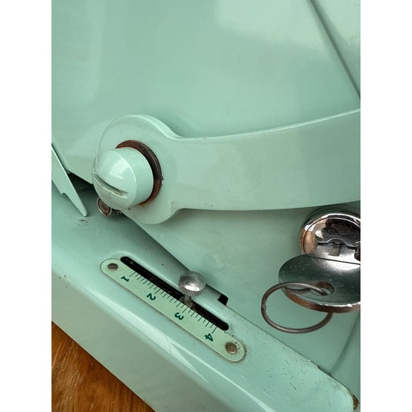 Retro Paymaster Series X-550 Check Writer Adding Machine w Key Working Turqoise - Picture 8 of 9